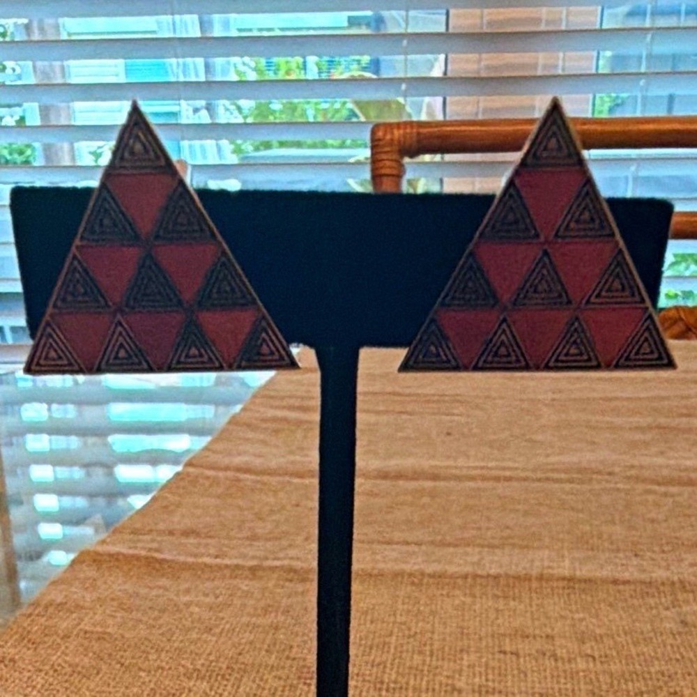 Vintage Geometric Triangle Clip On Earrings Red Black Etched Statement Jewelry